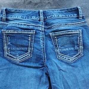 EUC Maurices Capris